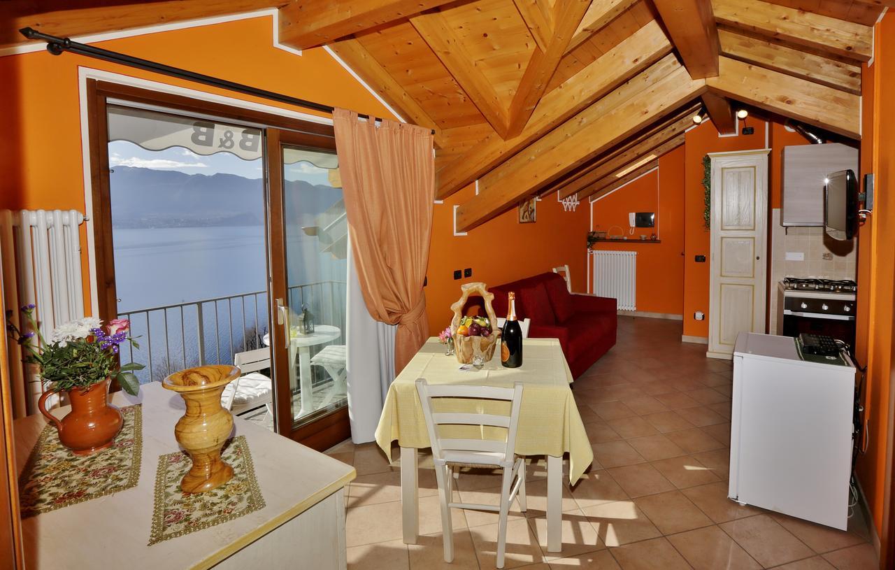 Casale Fe-Wo - Appartamenti Con Vista Lago Каннеро-Ривьера Экстерьер фото